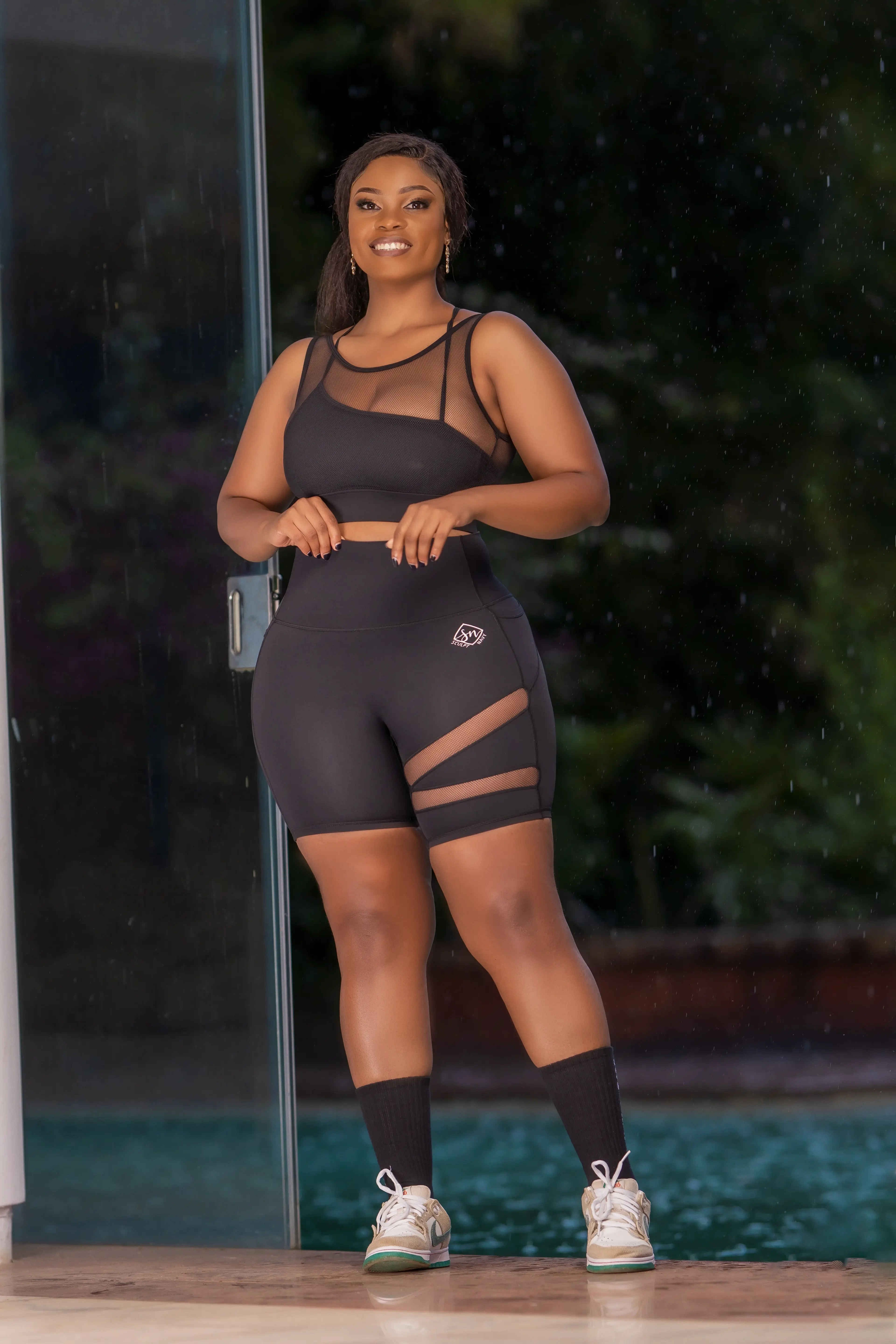 Black Seamless Activewear 2-Piece Set (Shorts)
