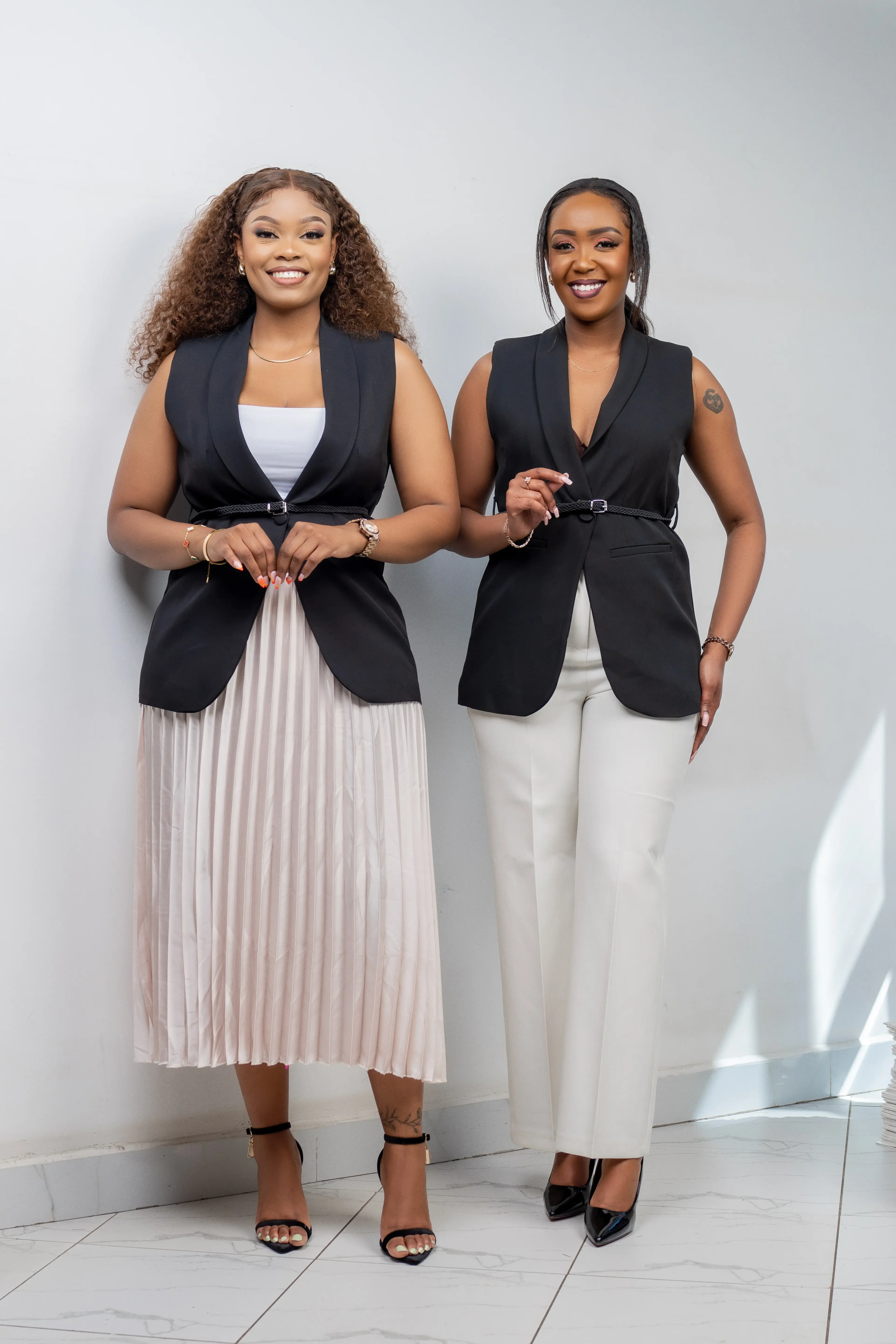 Black Sleeveless Sleeveless Blazer