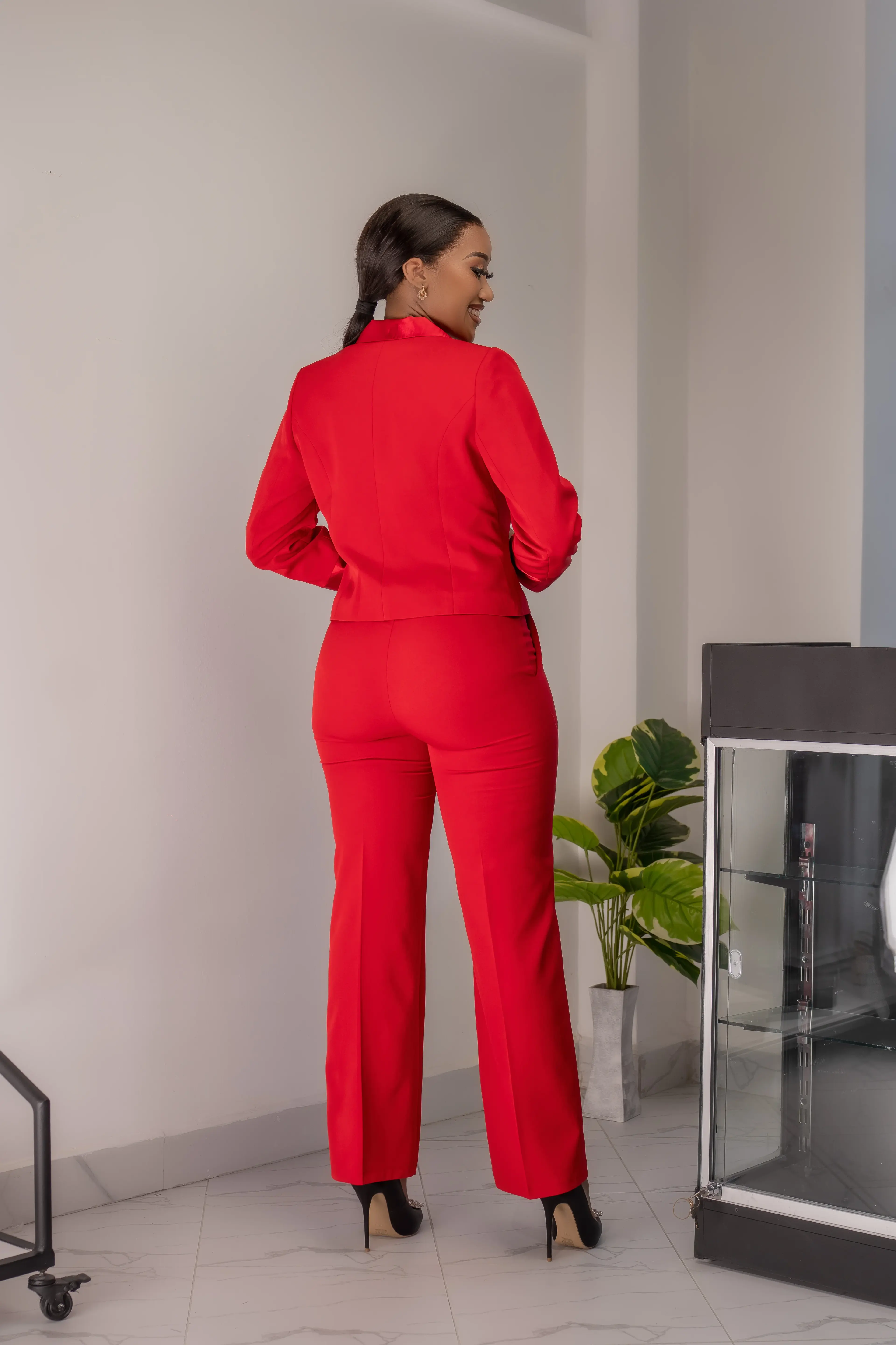Red Short Blazer Suit thumbnail 3