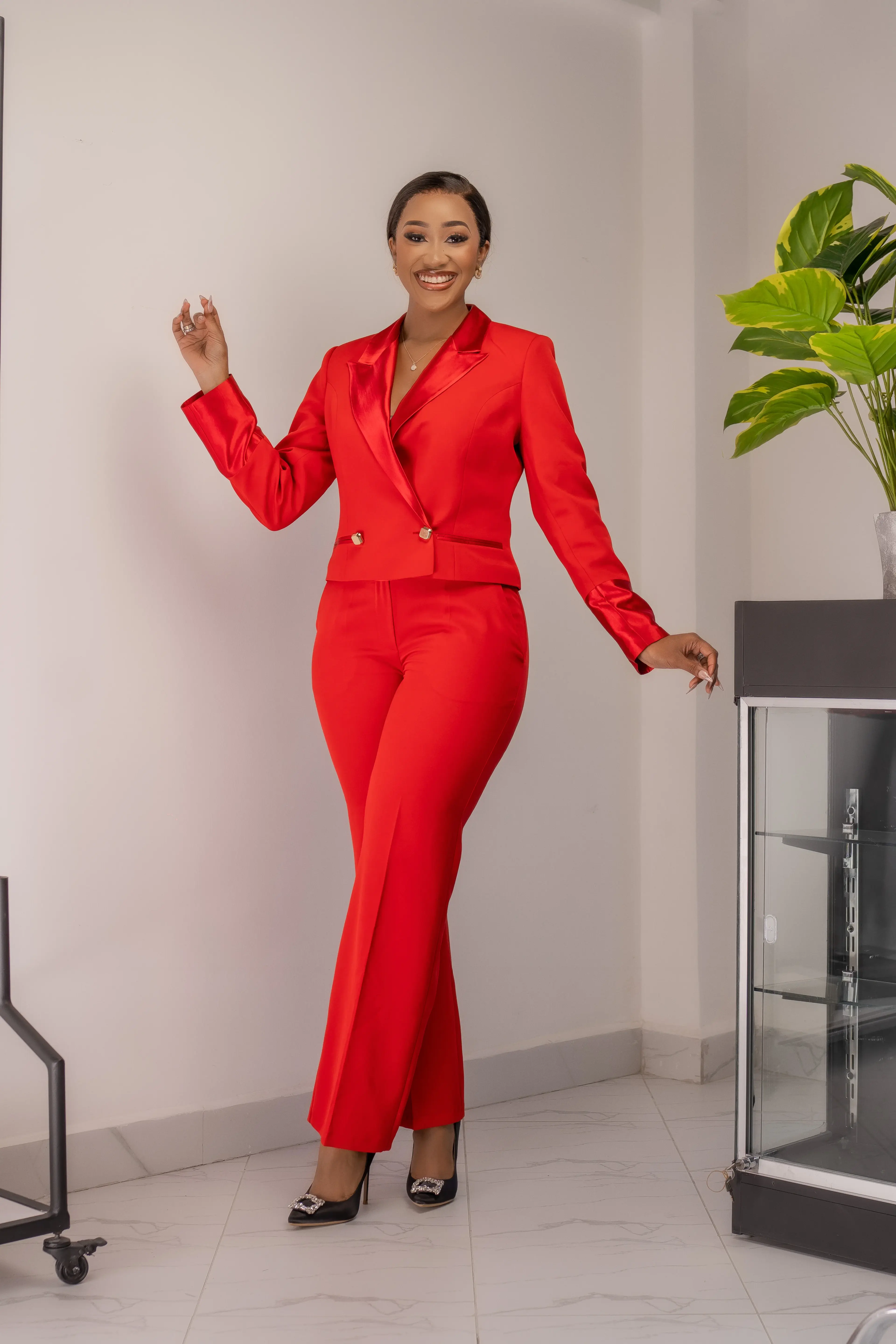 Red Short Blazer Suit thumbnail 4